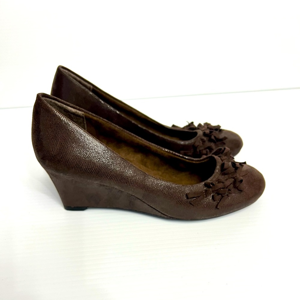 Studio Flexx "Bows A Plenty" Womens sz 8.5 M Wedges sparkle brown Lizard Look